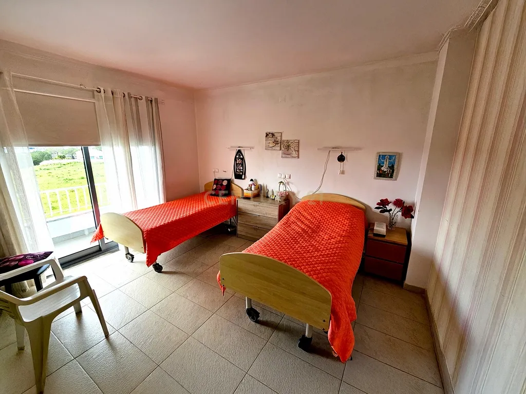 Oportunidade Única! Moradia com Afetação a Serviços, a Funcionar como Lar de Idosos Licenciado em Porto Salvo, Oeiras - Moradia + Trespasse - Image 18